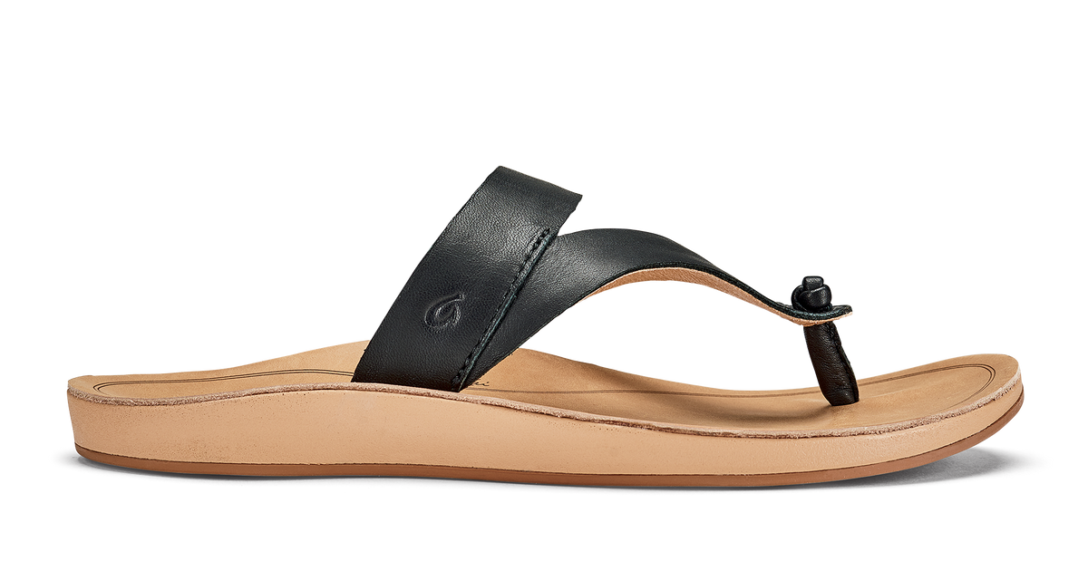 OluKai Kaekae Ko o Black Women s Leather Beach Sandals