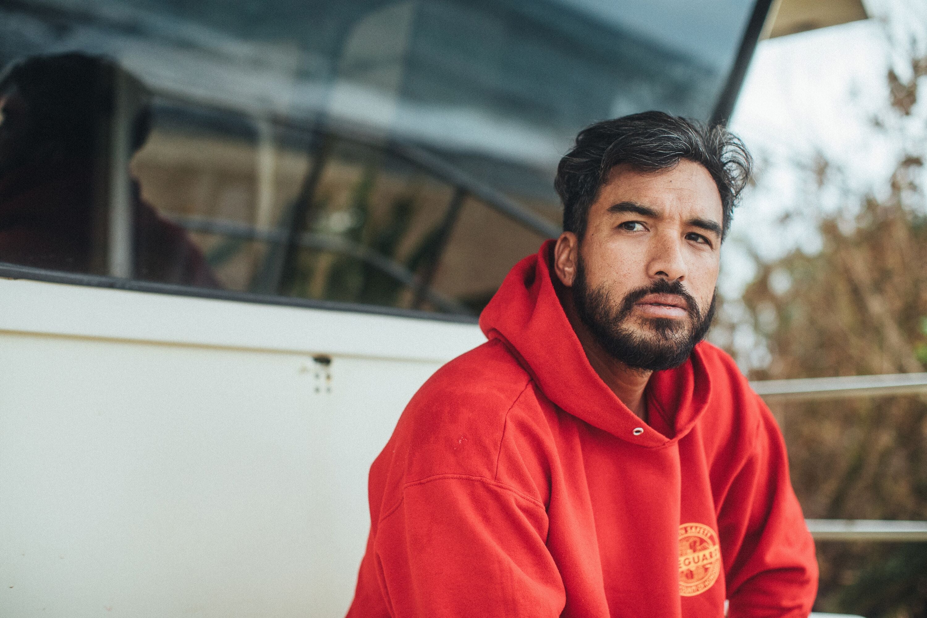 Treffen Sie Kamu Davis | Gemeinsam. Wir gehen.