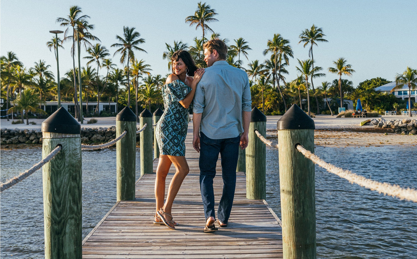 OluKai Style Guide: Strandsandalen für jedes Ereignis in Ihrem Sommerkalender