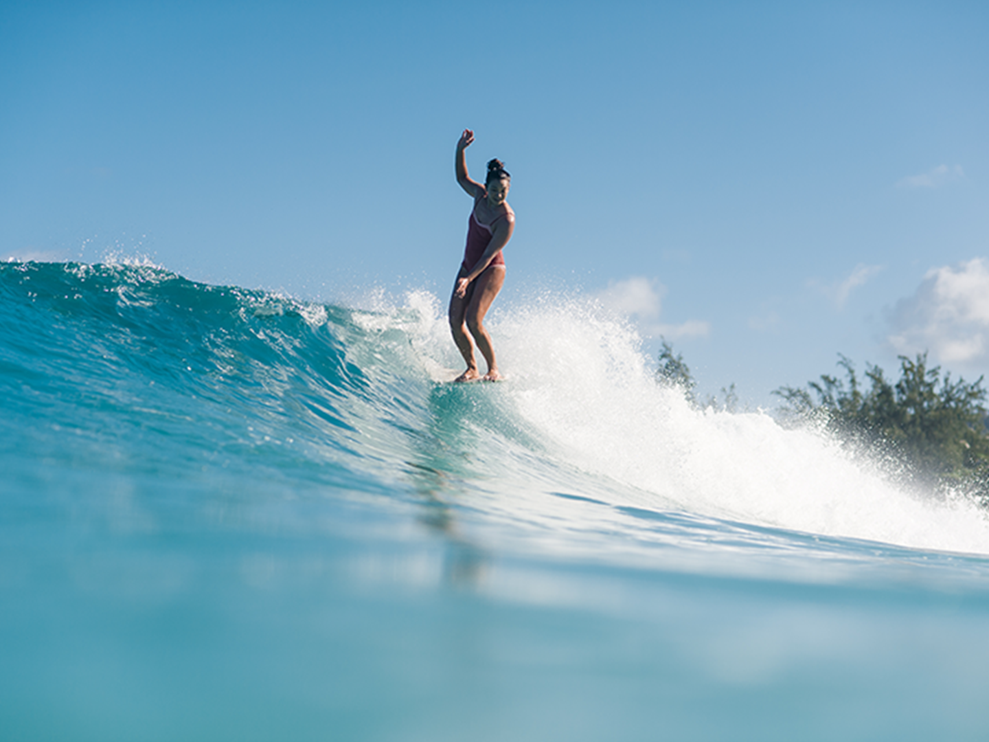 Der Stoke des Surfens: Endlose Strandtage mit Rosie Jaffurs