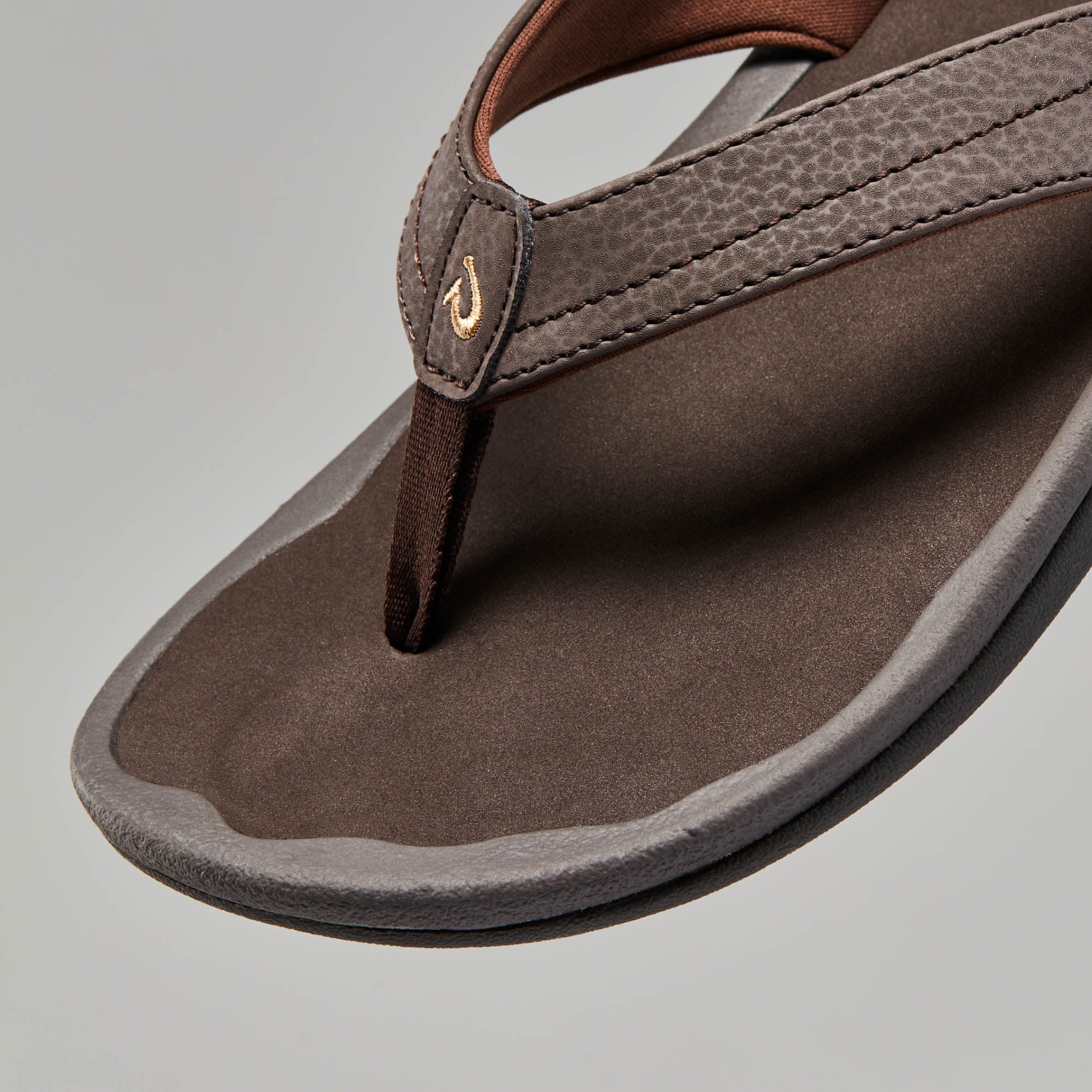 Ohana Women's Best Selling Beach Sandals - Dark Java | OluKai
