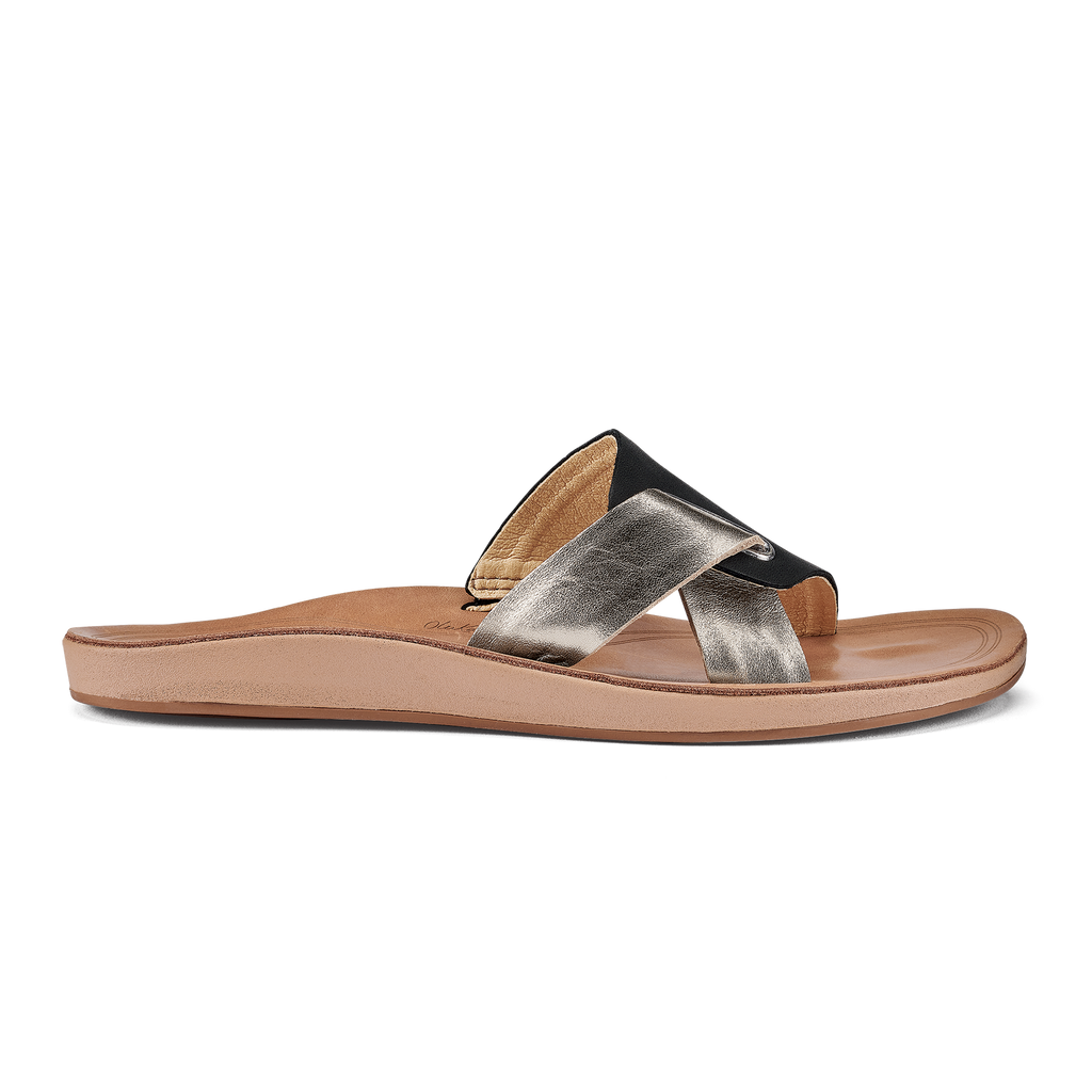 Olukai leather 2025